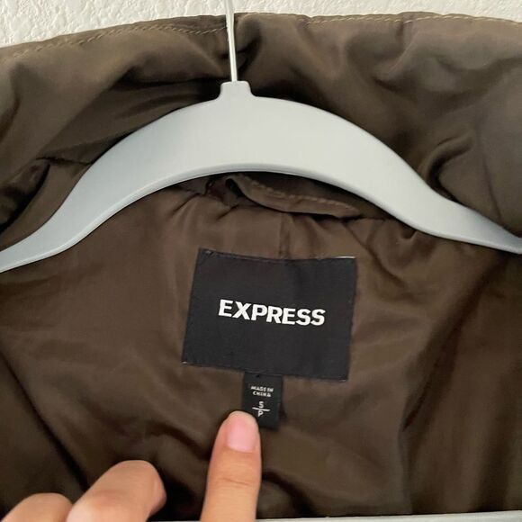 Express olive green belted puffer jacket - Picture 2 of 7